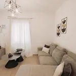 Semeli House