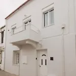 Semeli House Apartman