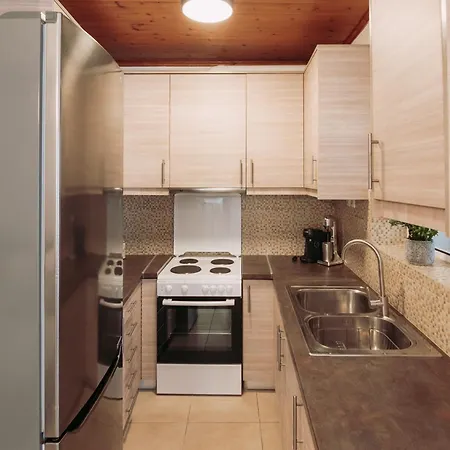 Semeli House Apartman *