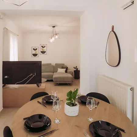 Semeli House