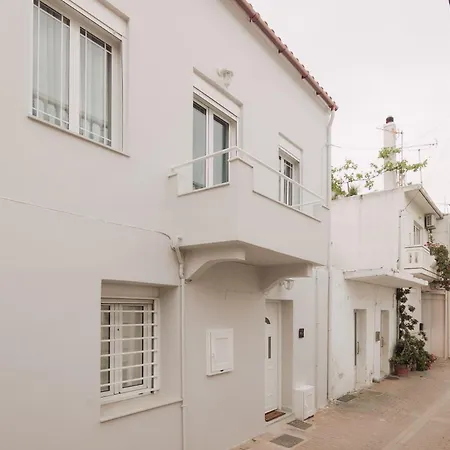 Semeli House *