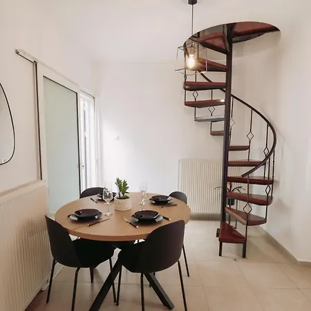 Semeli House アパート *